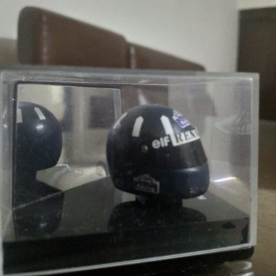 Collectible Damon Hills’ F1 Helmet